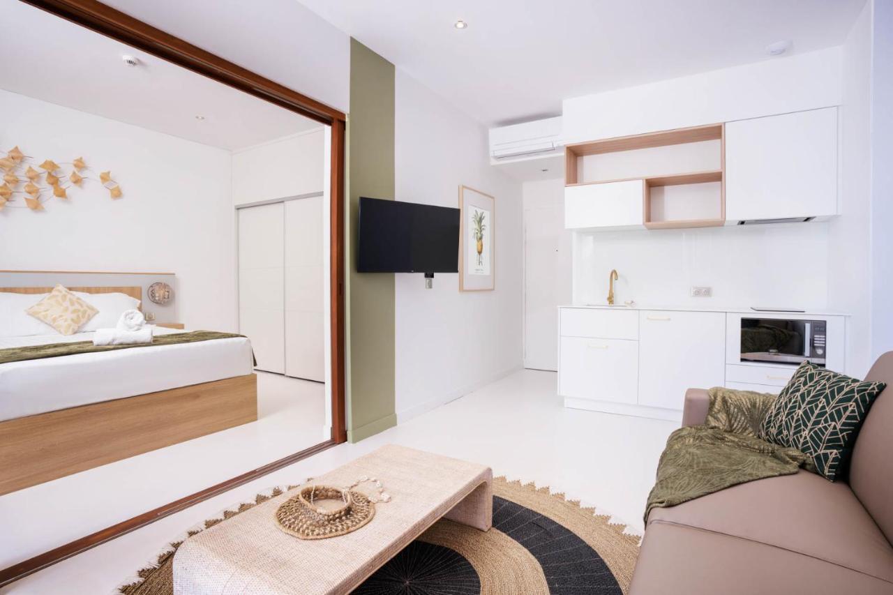 Cook'S Bay Hotel & Suites Paopao Zewnętrze zdjęcie